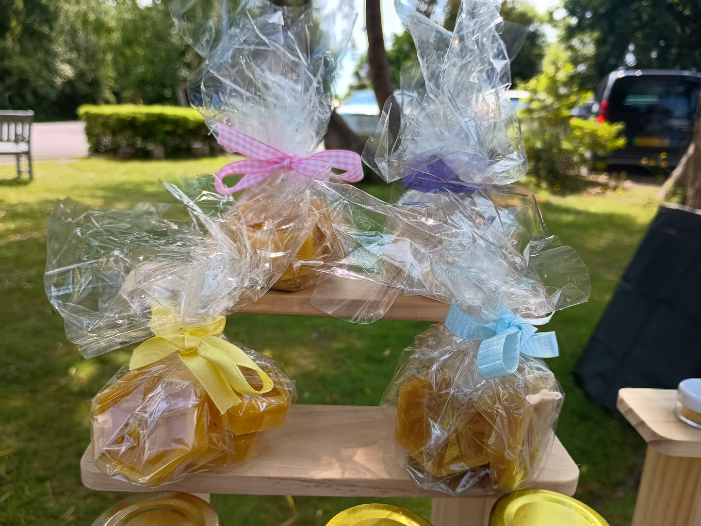 Candle melts, unscented, pure beeswax