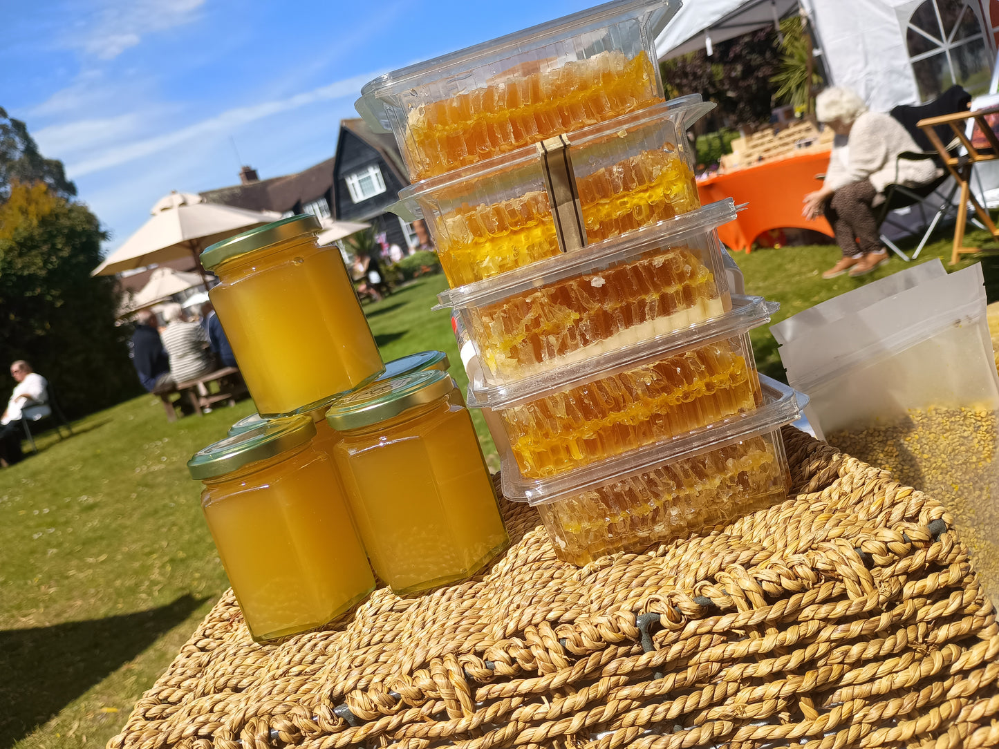 Honey, local to Hayling Island, 💯% raw