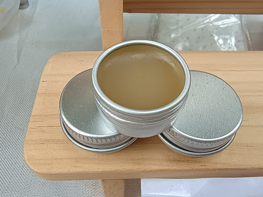 Beeswax and Honey Lip Balm