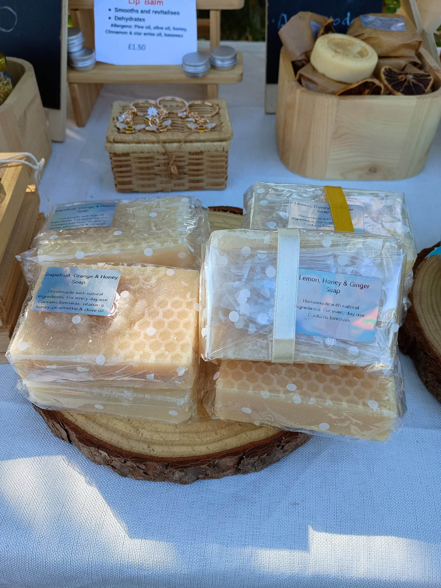 Grapefruit, Nettle & Pine Oils (naturally sourced) Soap