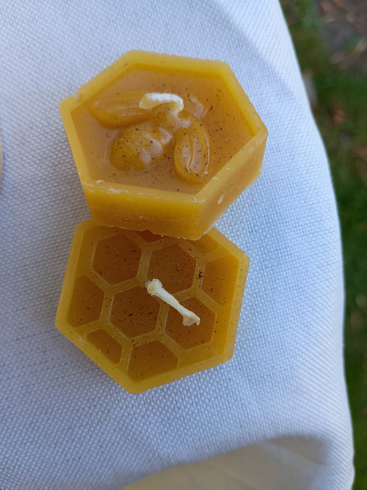 Beeswax Tea light candles (4 in a pack)