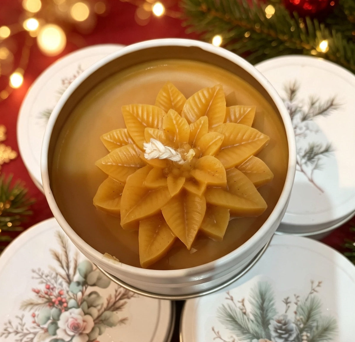 Christmas candle in a Tin