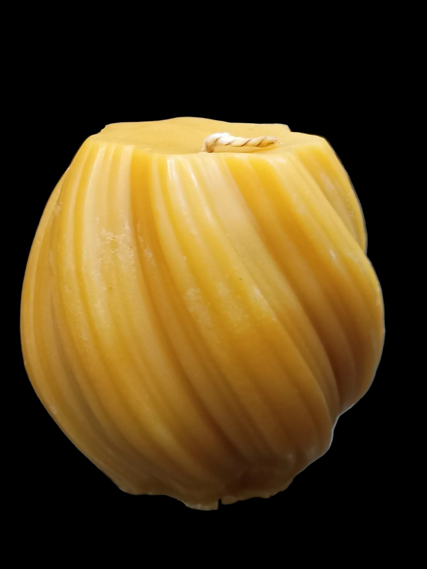 Spiral Home Collection Large Candle